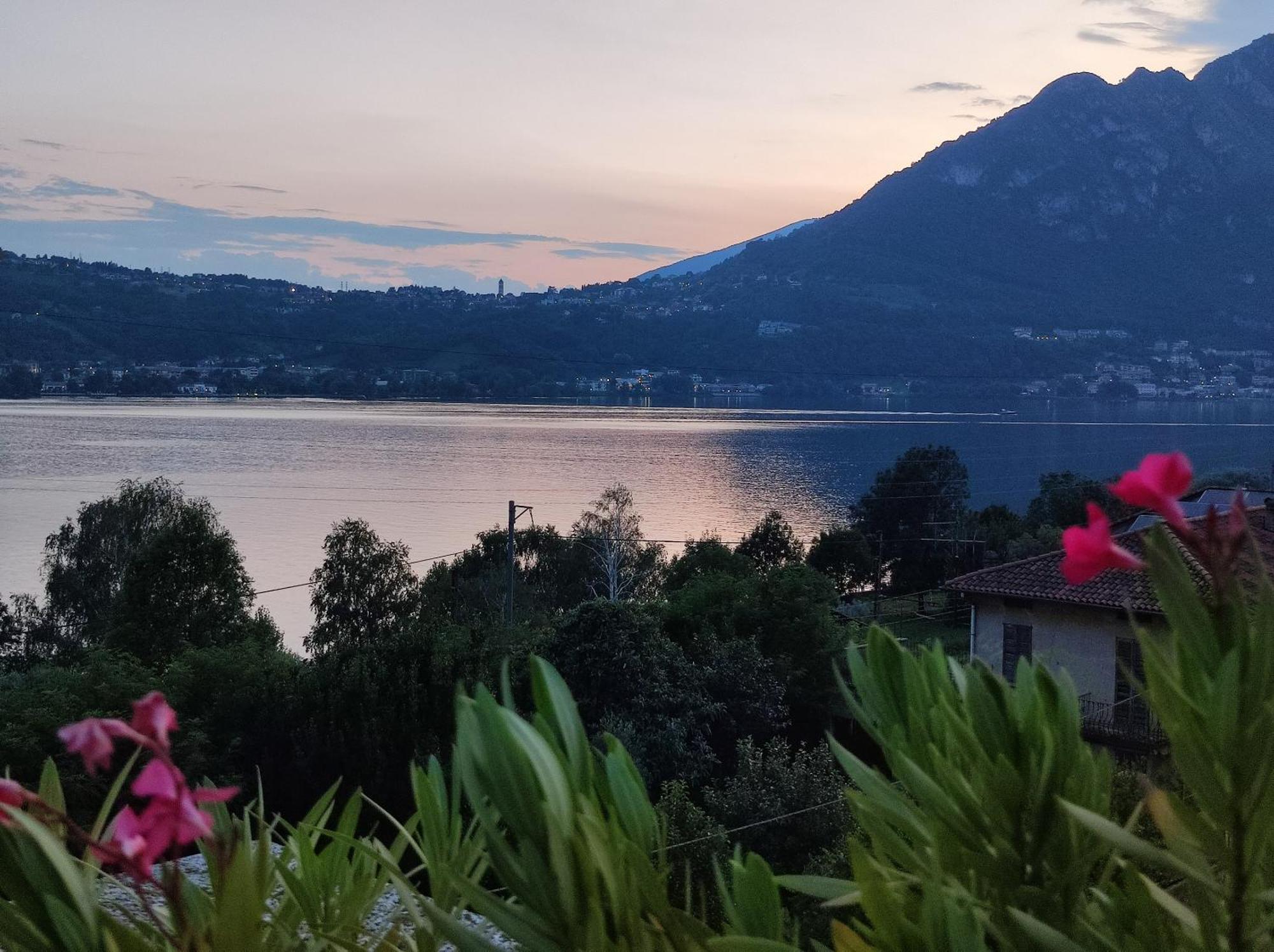 Terrazzo Sul Lago Lecco Eksteriør bilde